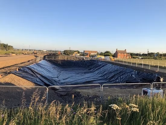 Revêtement de géomembrane HDPE 0,5 mm 0,75 mm 1,0 mm 1,5 mm 2,0 mm